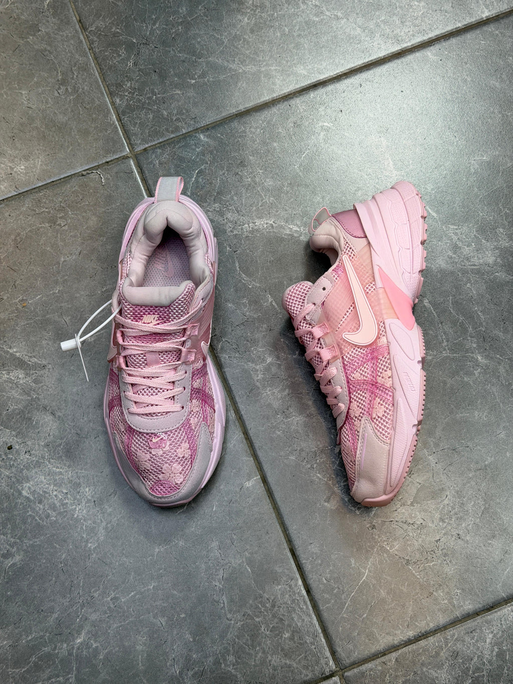 Nike Vomero 5 rosados