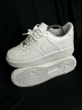 Nike Air Force 1 07’ Triple White