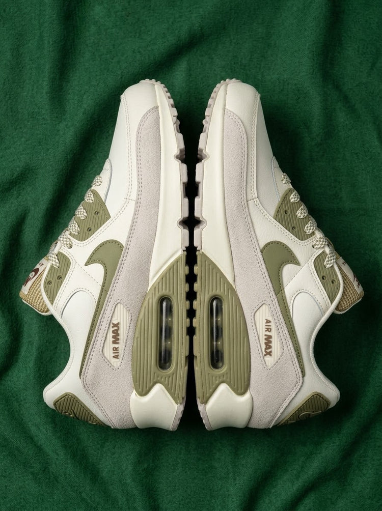 Nike Air Max 90 Blanco Hueso, Verde Olivo y Gris – Edición Earth Tones