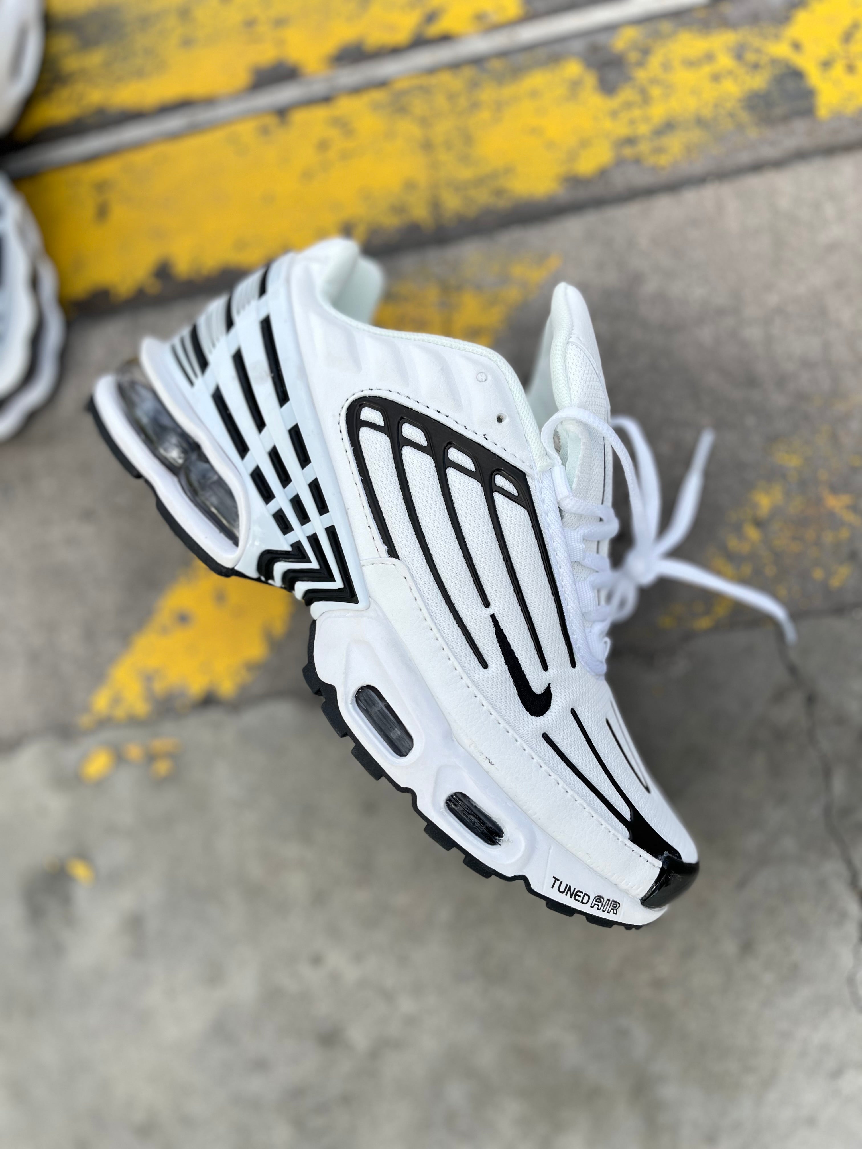 Nike Air Max Plus 3 (TN3) White Black