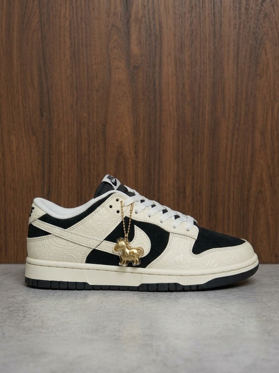 Nike Dunk Low Crema/Negro