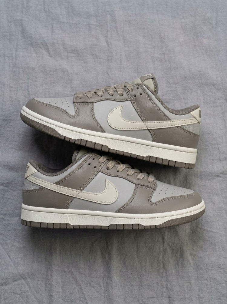 Nike Dunk Low "Taupe Grey"