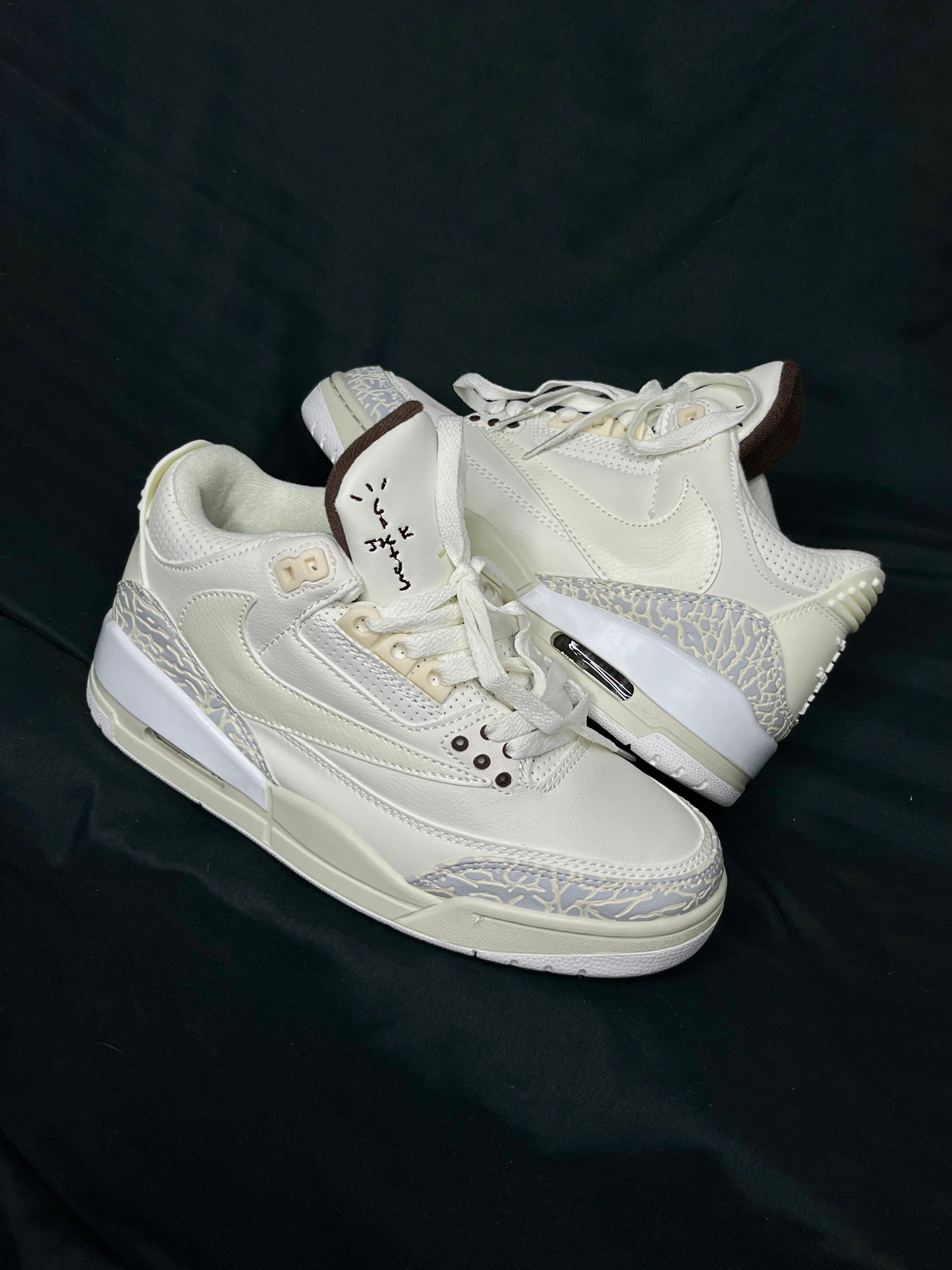 Air Jordan 3 x Travis Scott “Cactus Jack”