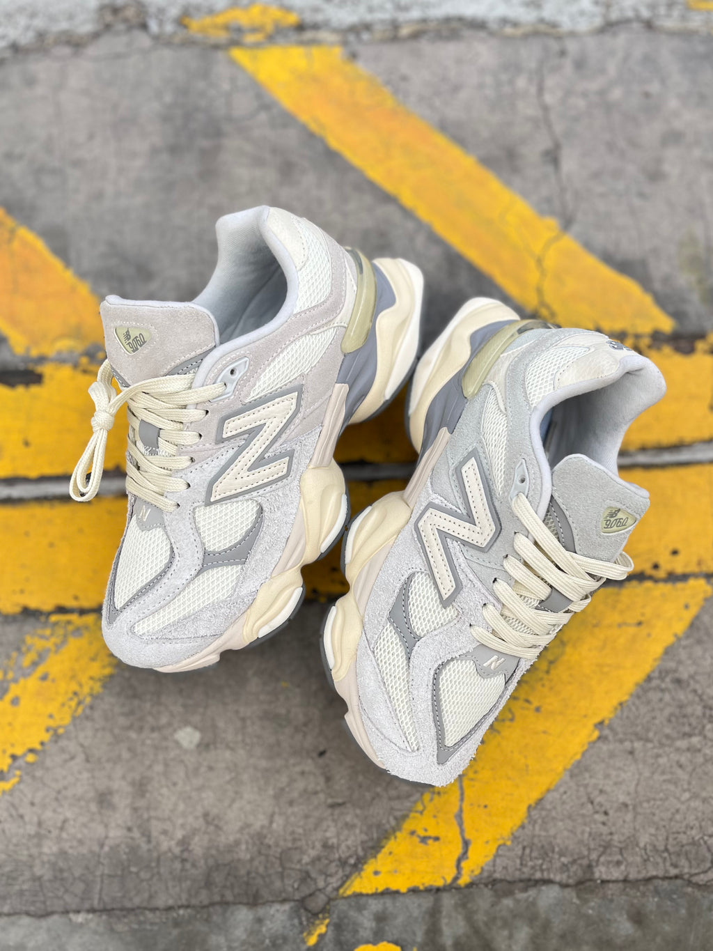 New Balance 9060
