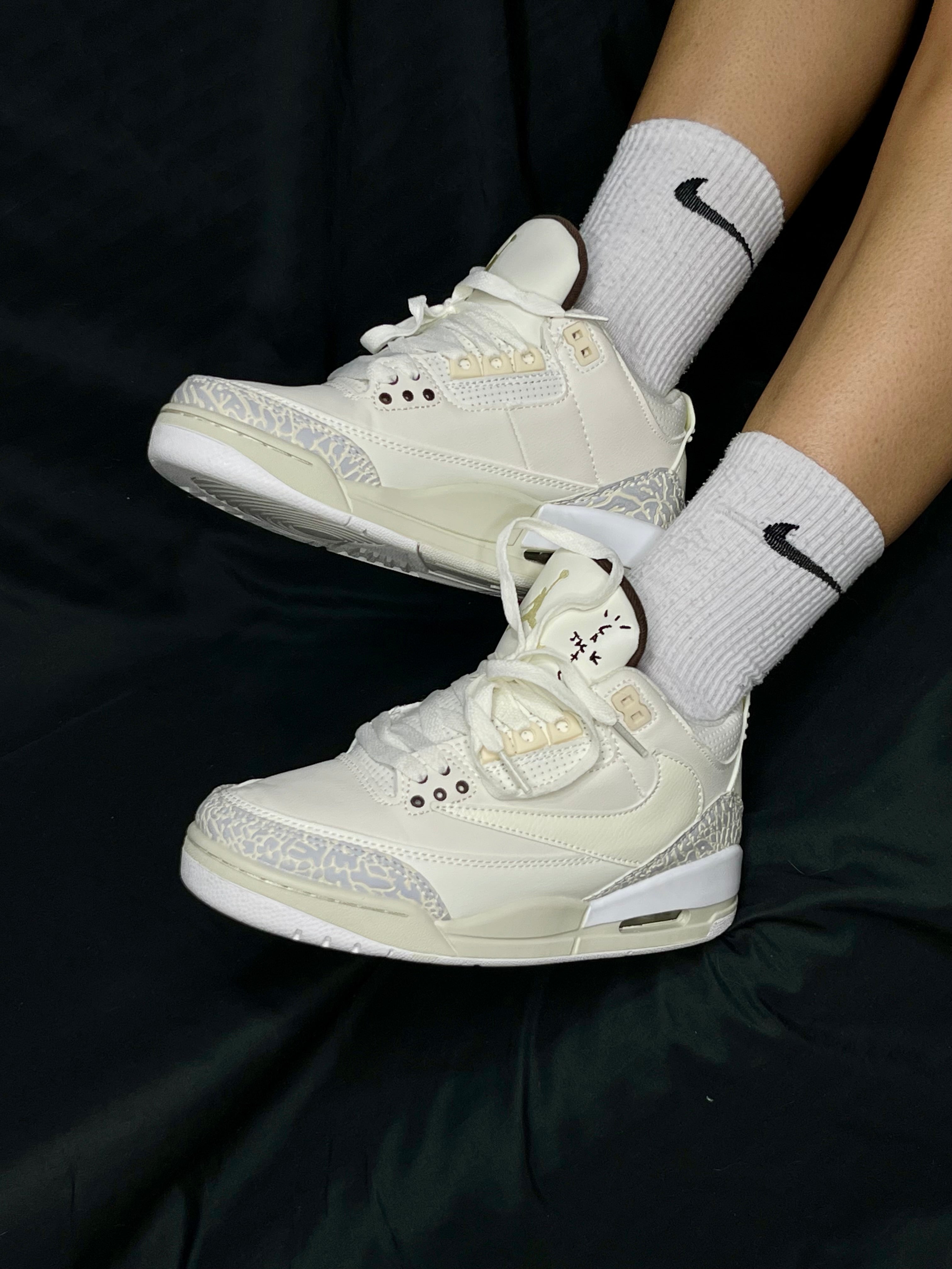 Air Jordan 3 x Travis Scott “Cactus Jack”