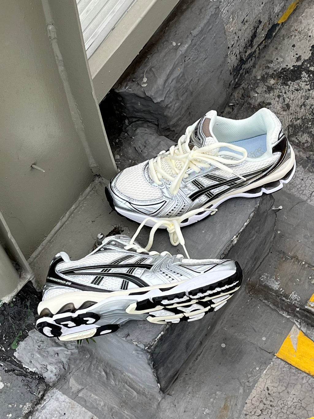 Ascis Gel Kayano 14 White Metallic Silver