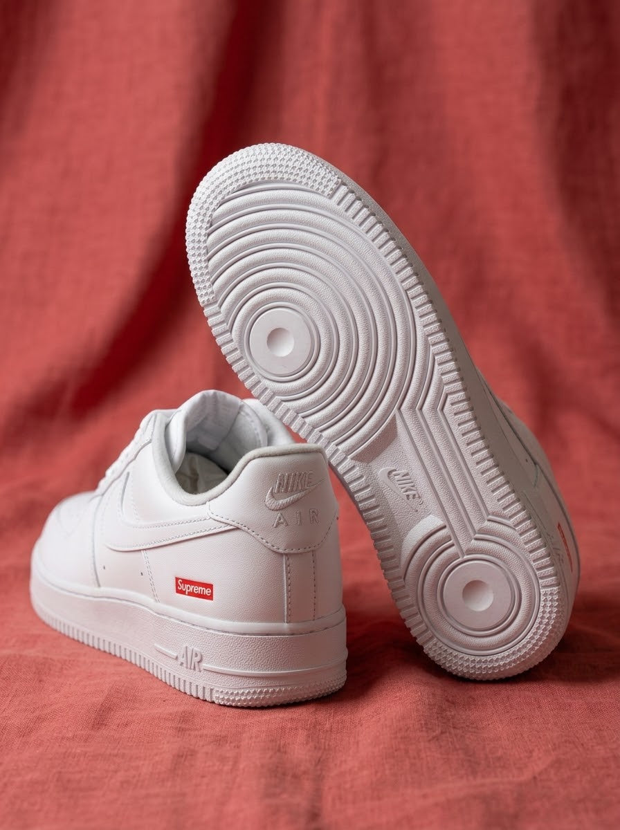 Nike Air Force 1 Low x Supreme White