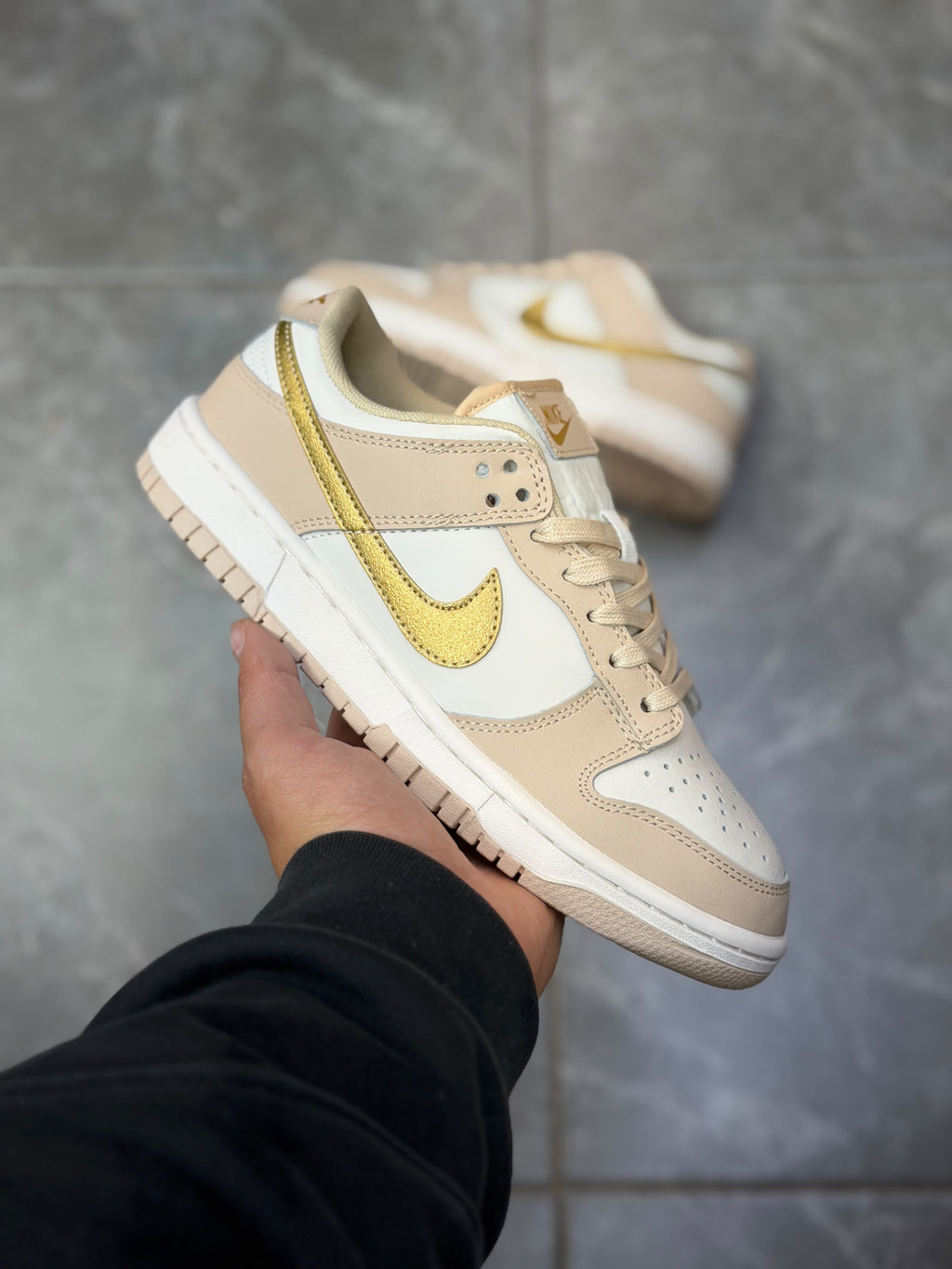 Nike Dunk Low Phantom Metallic Gold