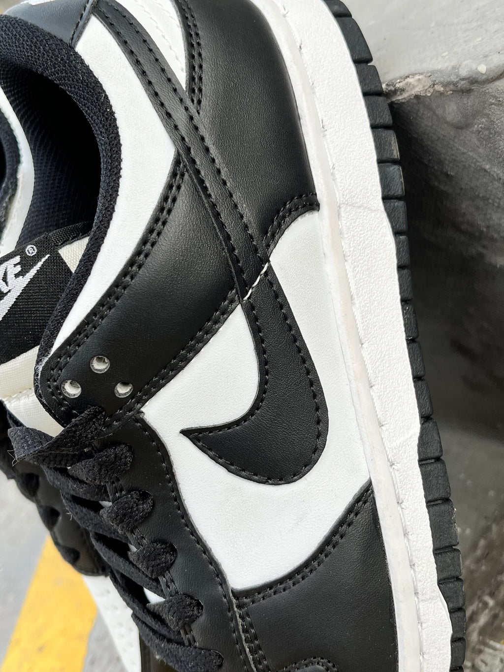 Nike Dunk Low Panda