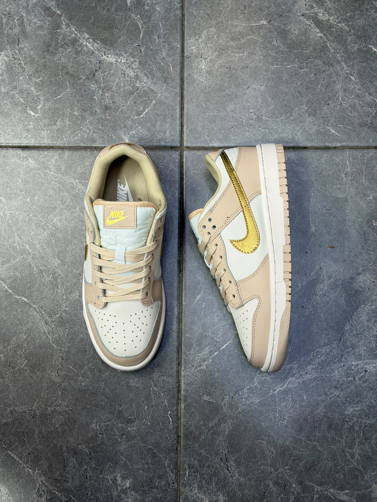 Nike Dunk Low Phantom Metallic Gold