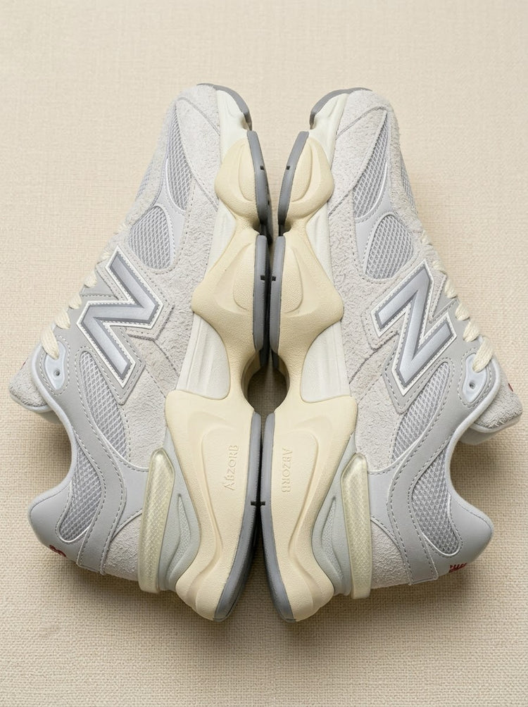 New Balance 9060 Grey
