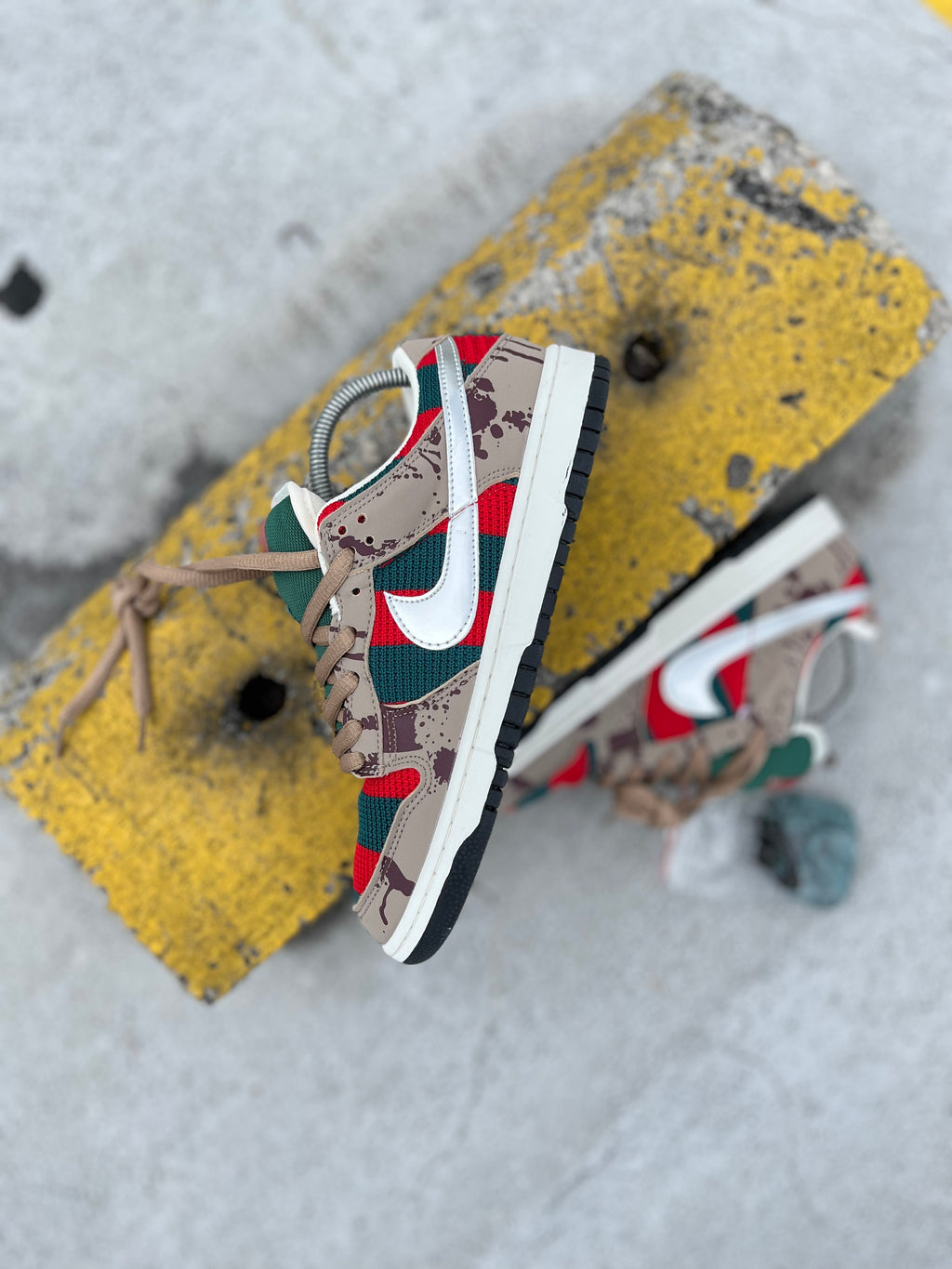 Nike SB Dunk Low Freddy Mercuri