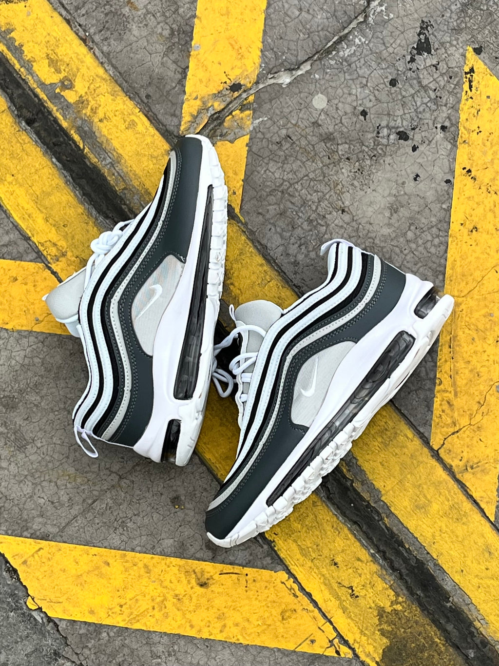 Nike Air Max 97
