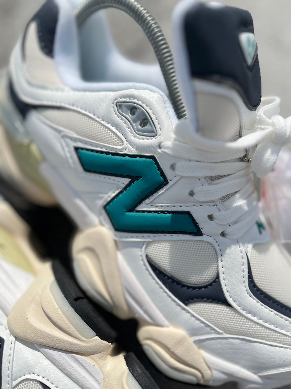 New Balance 9060