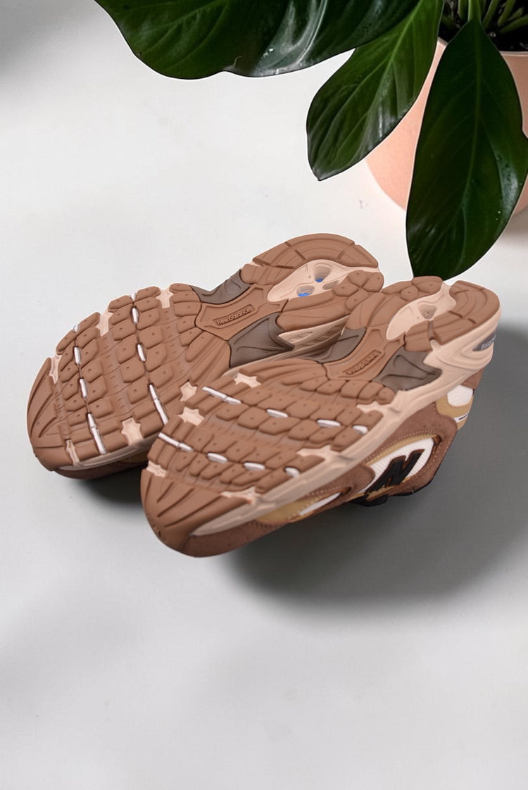 New Balance 530 Marrón, Beige y Crema – Silueta Retro Running & Earth Tones
