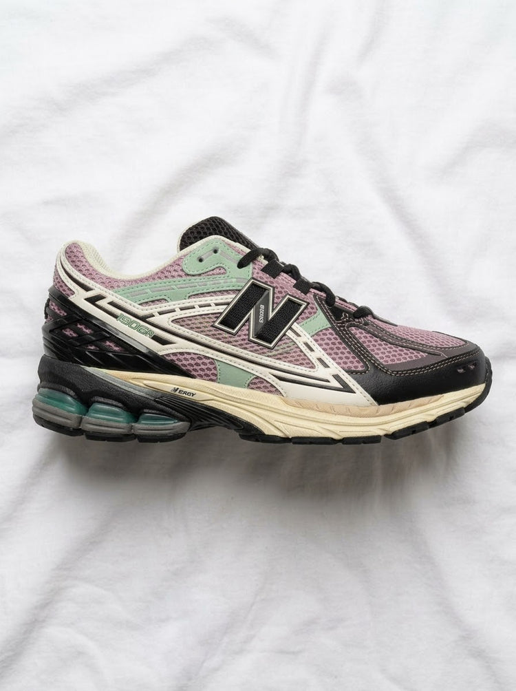 New Balance 1906R