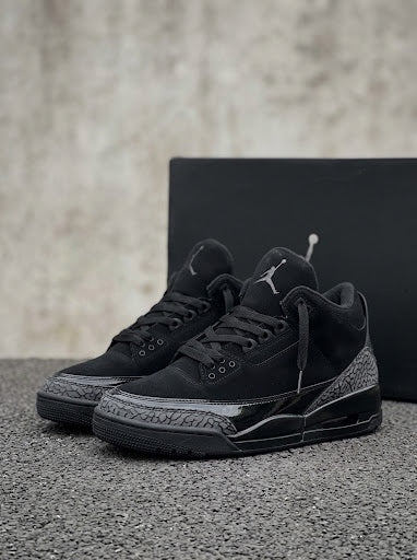 Air Jordan Retro 3 "Black Cat"