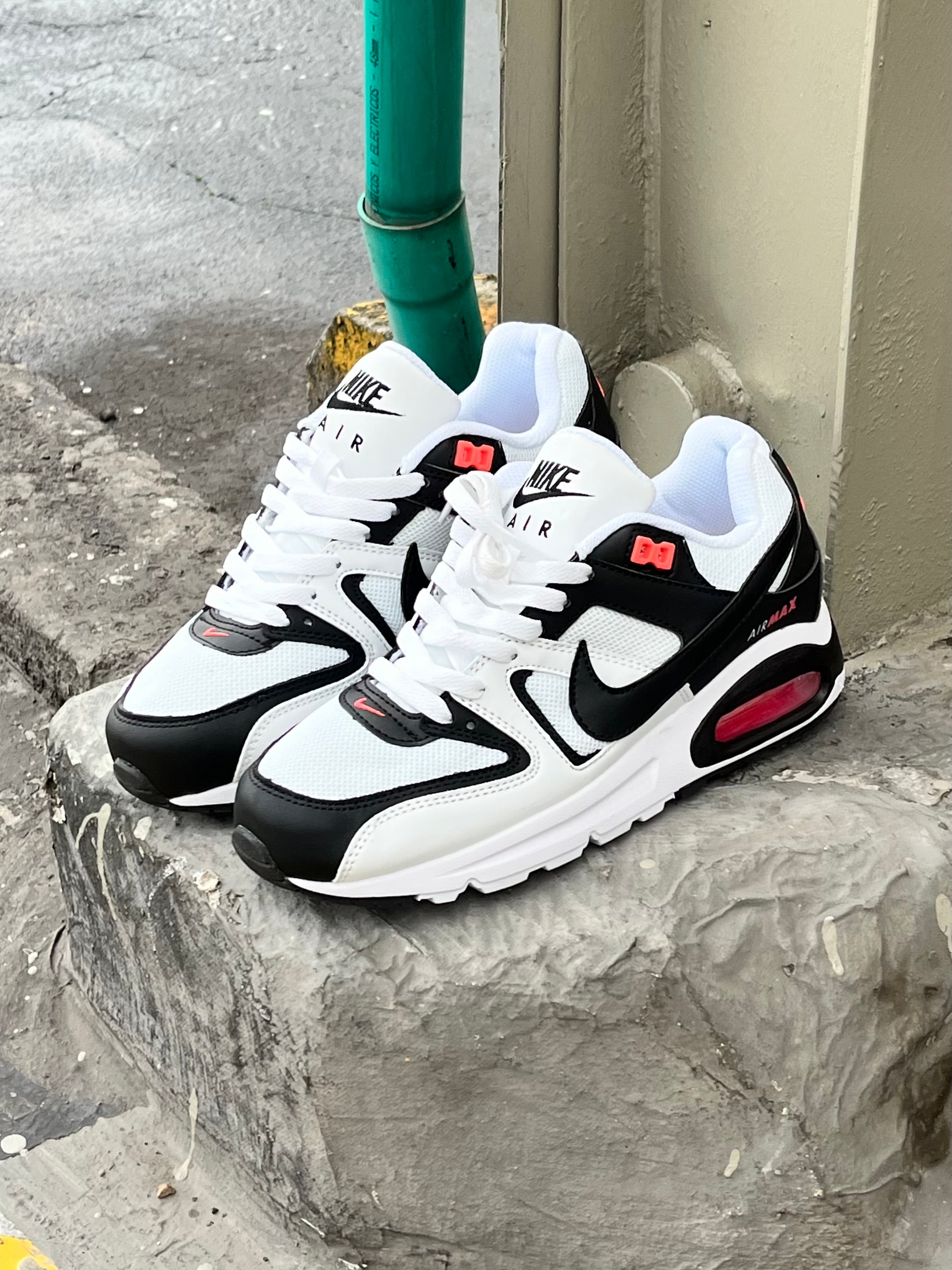Nike Air Max Command