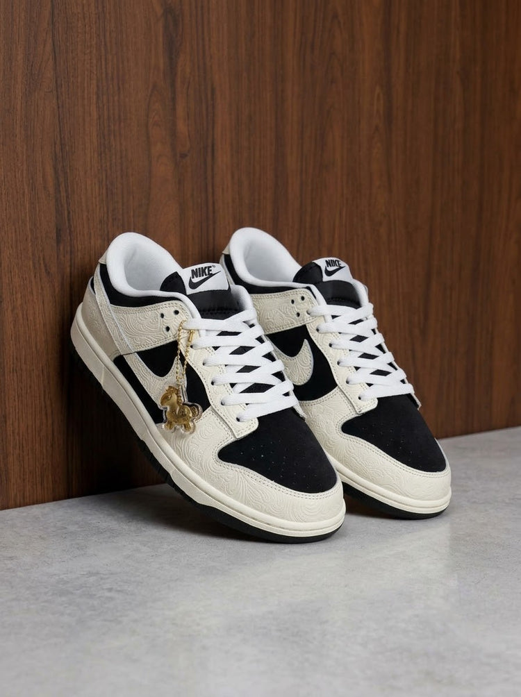 Nike Dunk Low Crema/Negro