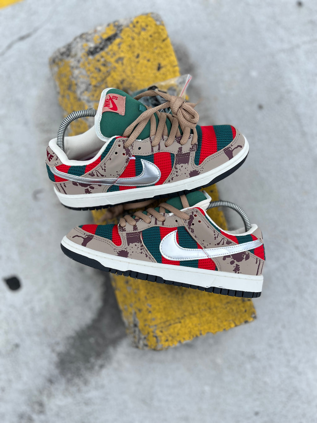 Nike SB Dunk Low Freddy Mercuri
