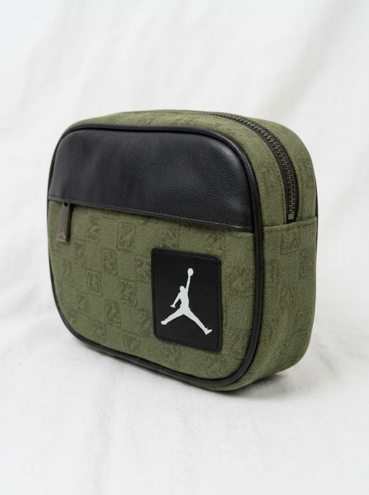 Bolso Crossbody Jordan Monogram Verde Olivo