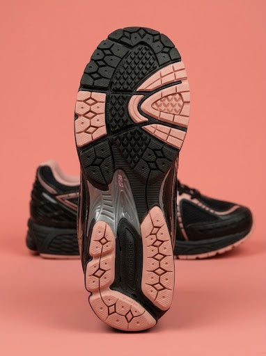 New Balance 1906R Negro/Rosa Pastel